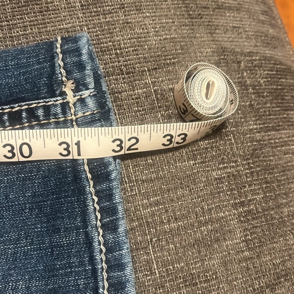 Maurices Women's Blue Jeans - Picture 7 of 7